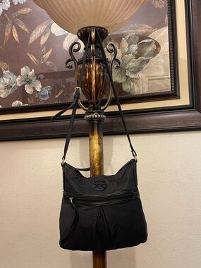 Tory Burch please check all picture of condition